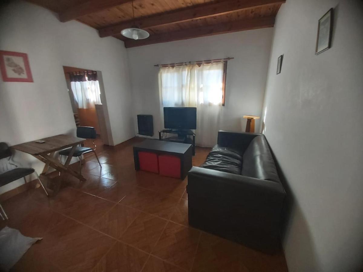 Appartement Departamentos Mayo à Esquel Extérieur photo