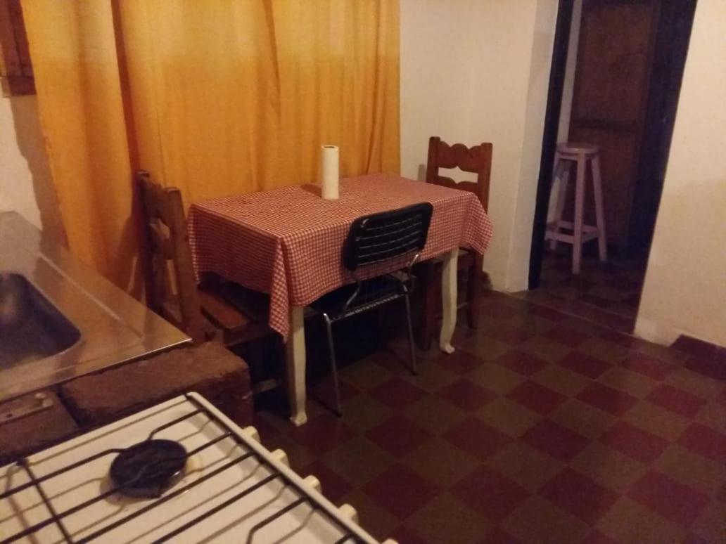 Appartement Departamentos Mayo à Esquel Extérieur photo